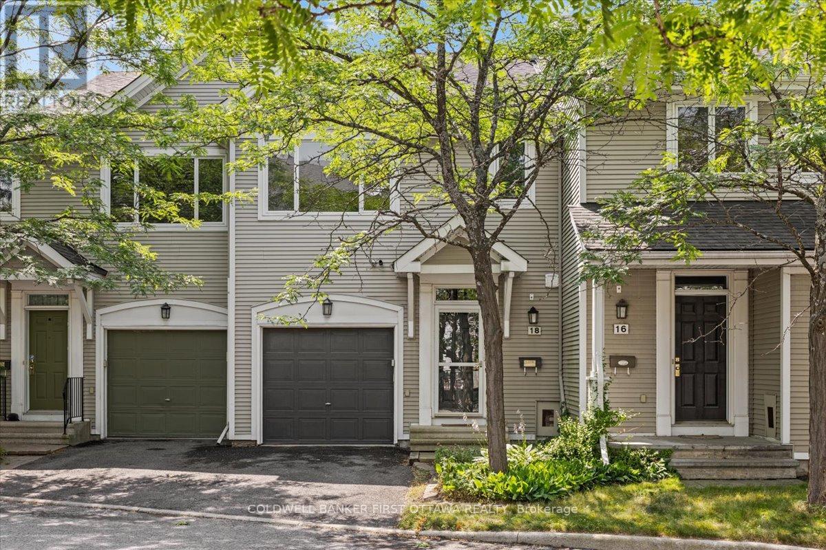 Property at 18 MAXTON PRIVATE image 2