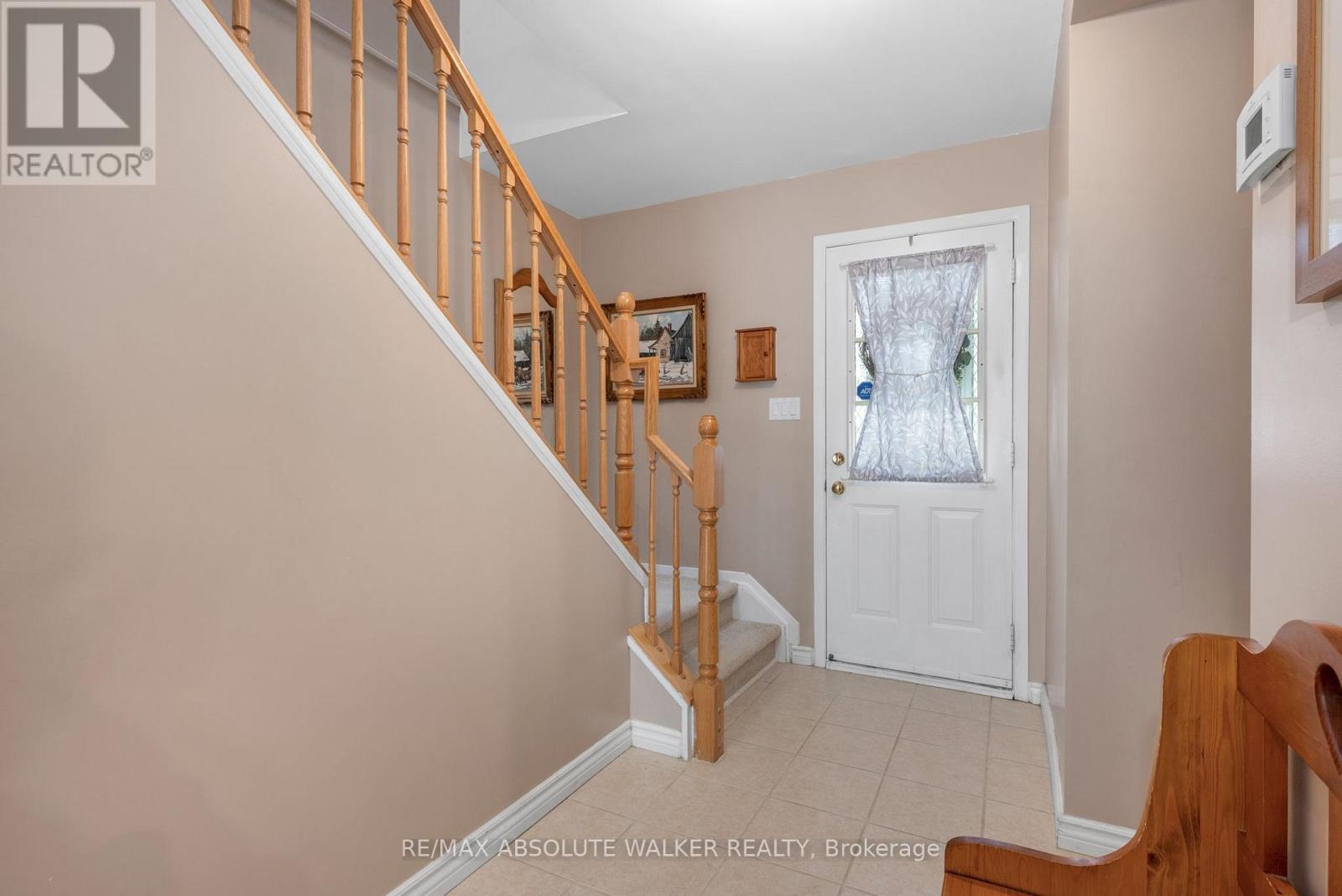 757 Clearcrest Crescent, Ottawa, Ontario  K4A 3E7 - Photo 3 - X12377731