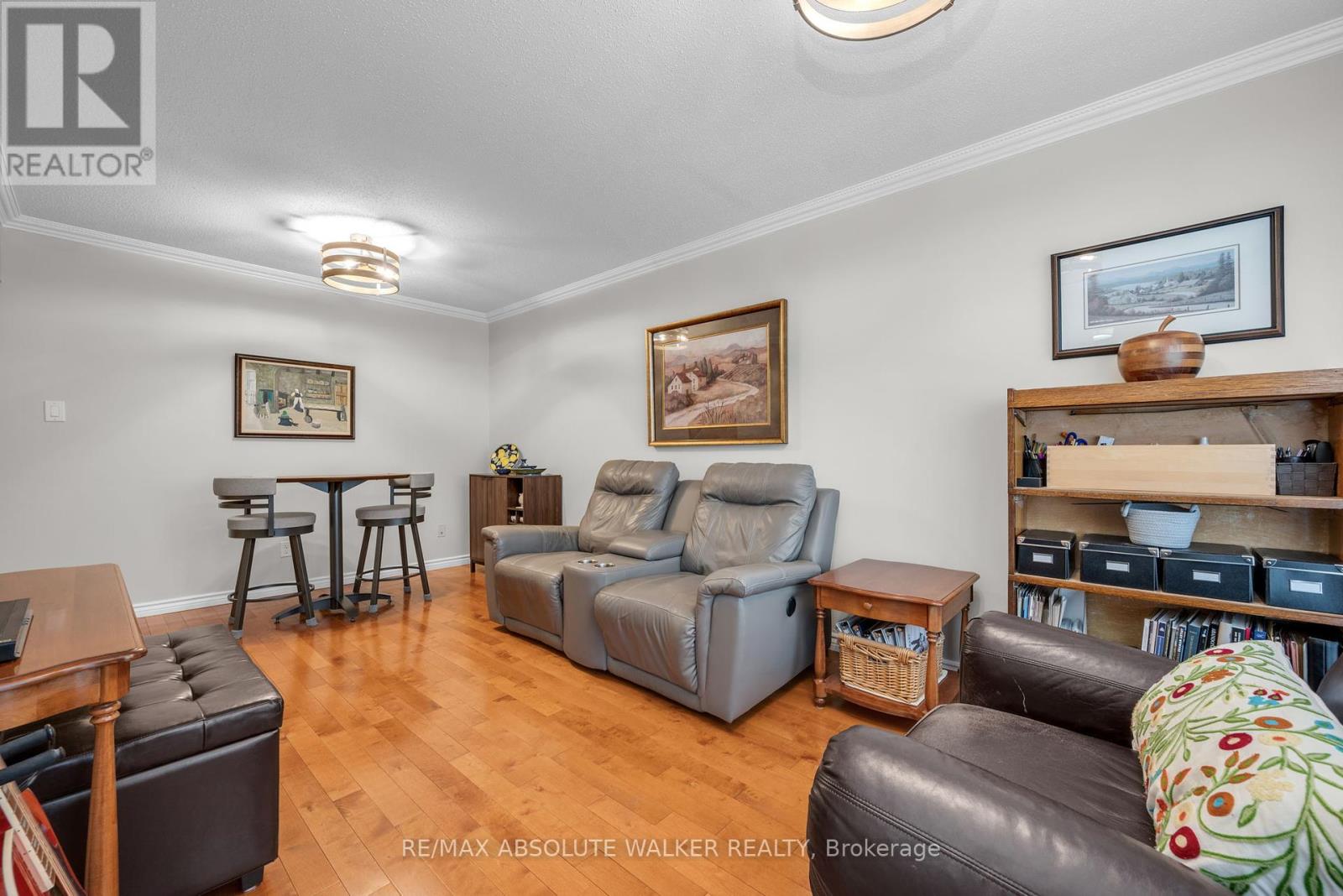 757 Clearcrest Crescent, Ottawa, Ontario  K4A 3E7 - Photo 4 - X12377731