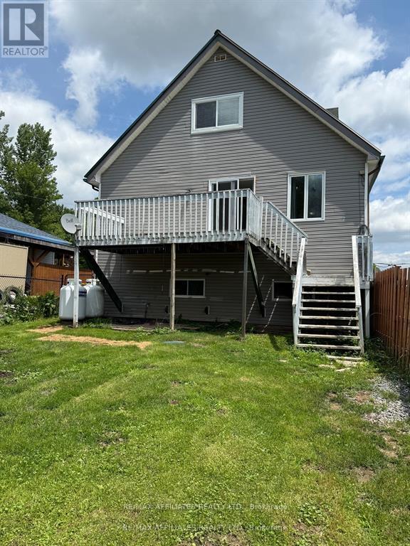 861 Louis Ernest Road, The Nation, Ontario  K0A 1M0 - Photo 5 - X12377763
