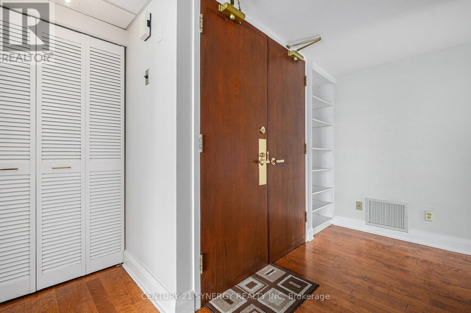 2202 - 160 George Street, Ottawa, Ontario  K1N 9M2 - Photo 3 - X12377764