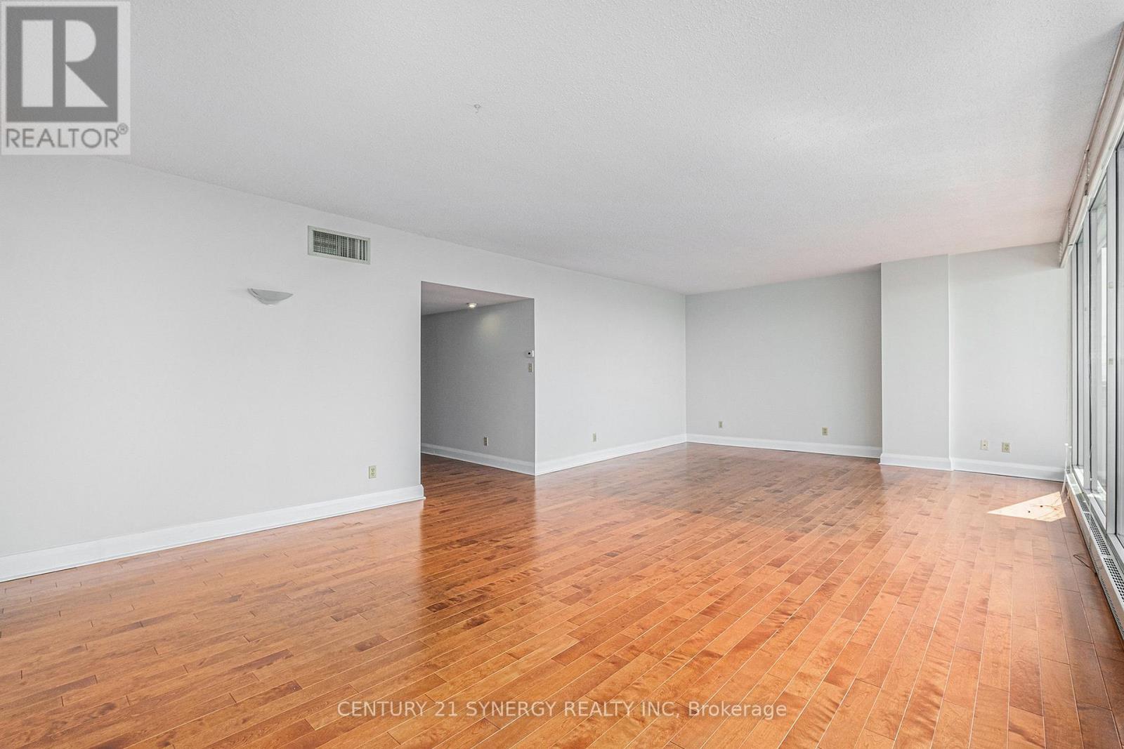 2202 - 160 George Street, Ottawa, Ontario  K1N 9M2 - Photo 7 - X12377764