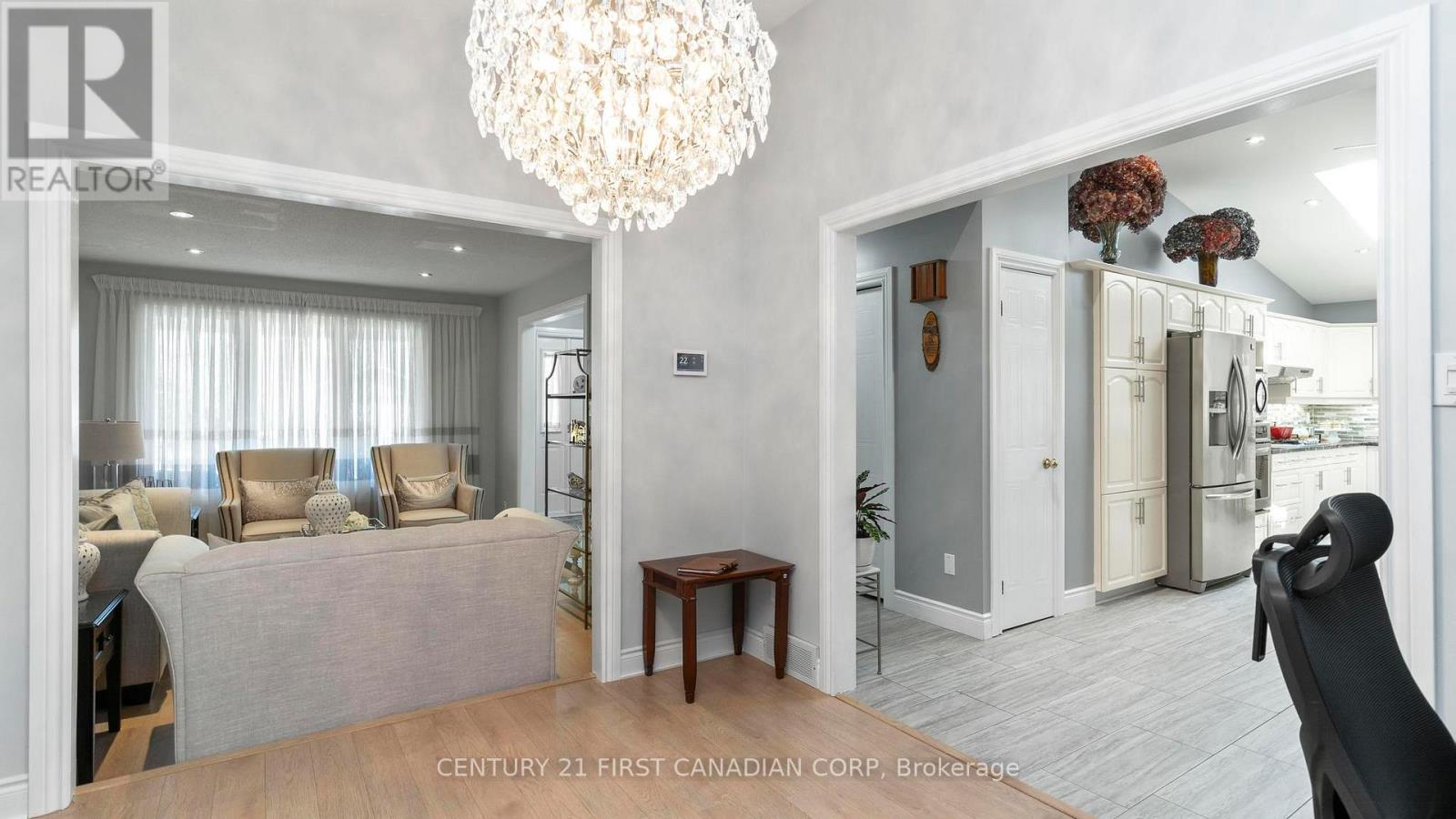 100 Josselyn Drive, London South (South X), Ontario  N6E 3V6 - Photo 11 - X12377739