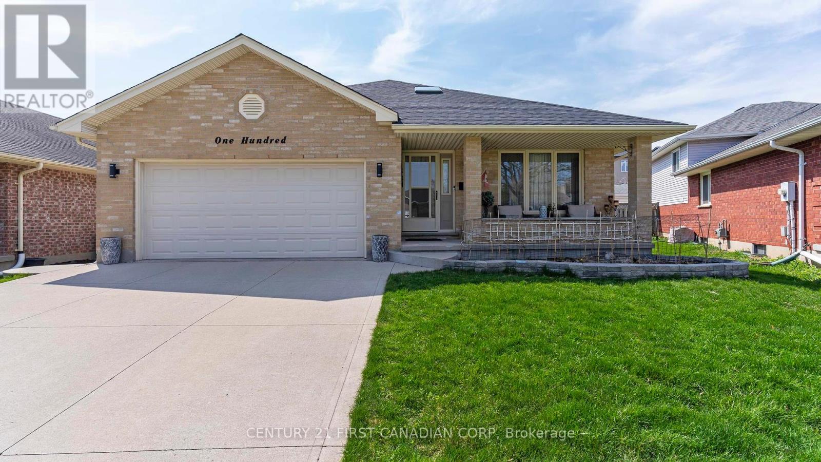 100 Josselyn Drive, London South (South X), Ontario  N6E 3V6 - Photo 2 - X12377739