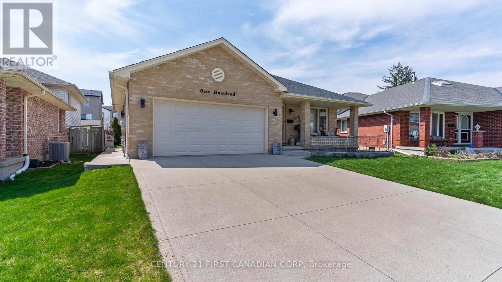 100 Josselyn Drive, London South (South X), Ontario  N6E 3V6 - Photo 3 - X12377739