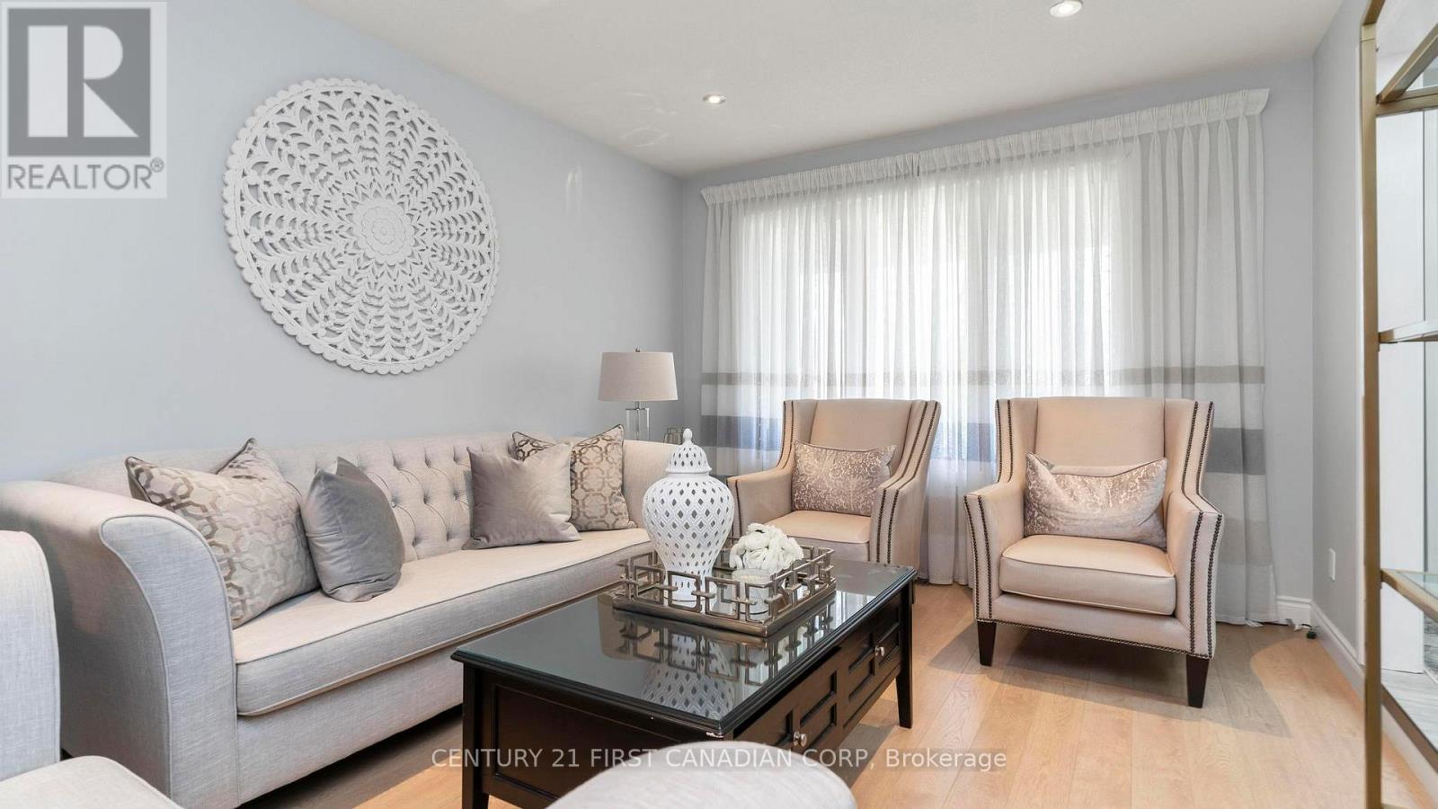 100 Josselyn Drive, London South (South X), Ontario  N6E 3V6 - Photo 8 - X12377739
