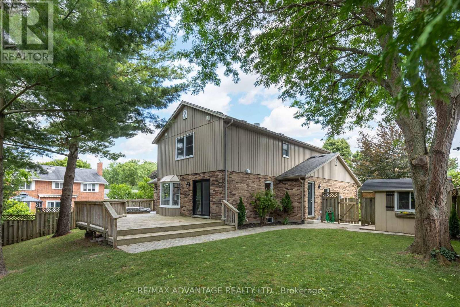 1809 Phillbrook Drive, London North, Ontario  N5X 2Y2 - Photo 4 - X12377777