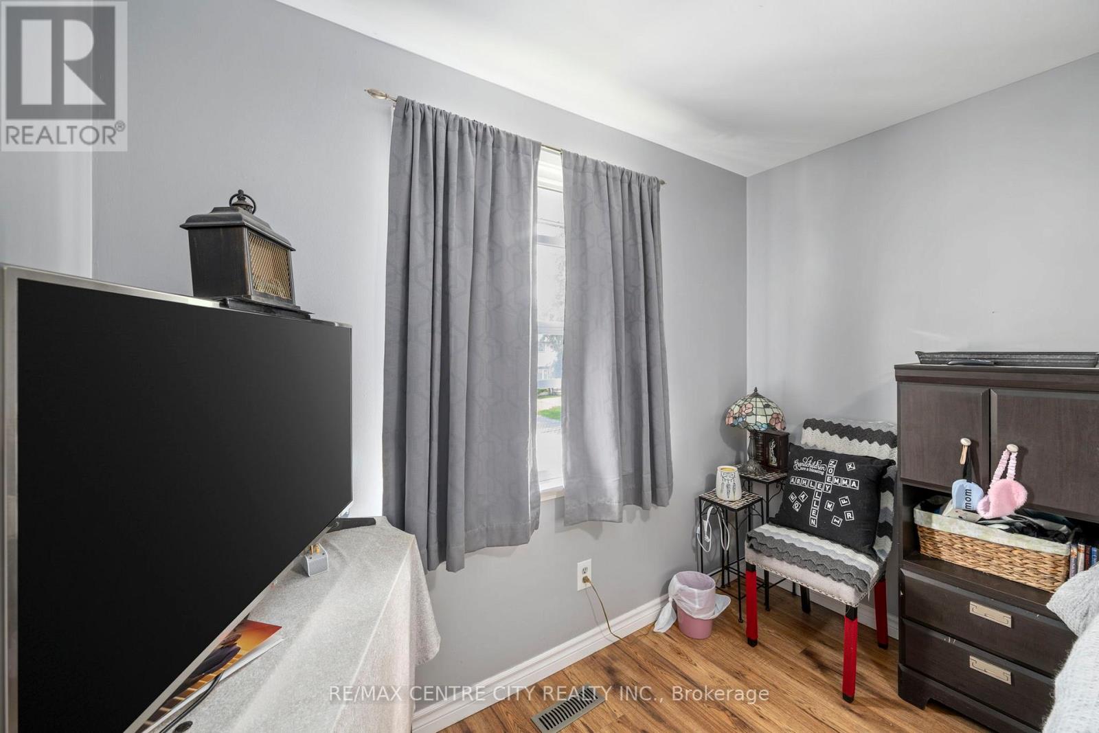 150 Culver Crescent, London East (East H), Ontario  N5V 3G7 - Photo 19 - X12377806