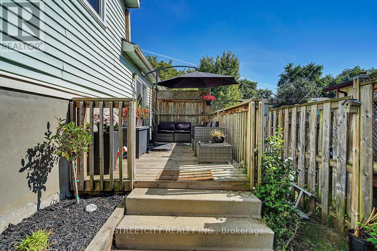52 Adswood Road, London South, Ontario  N6E 2W1 - Photo 26 - X12377856