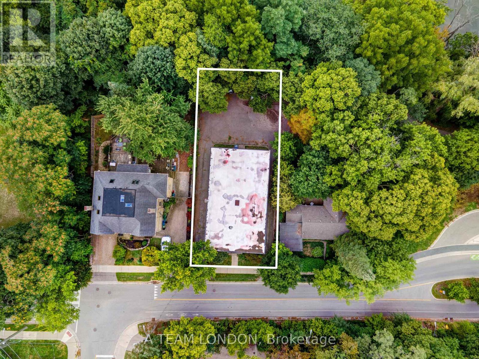 575 Ridout Street N, London East (East F), Ontario  N6A 2R2 - Photo 9 - X12377866