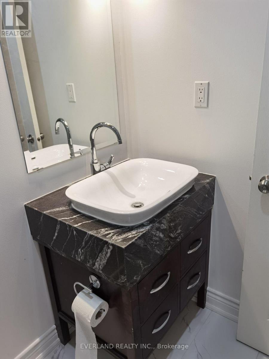 Basement - 109 Brookside Road, Richmond Hill, Ontario  L4C 0J6 - Photo 7 - N12377570