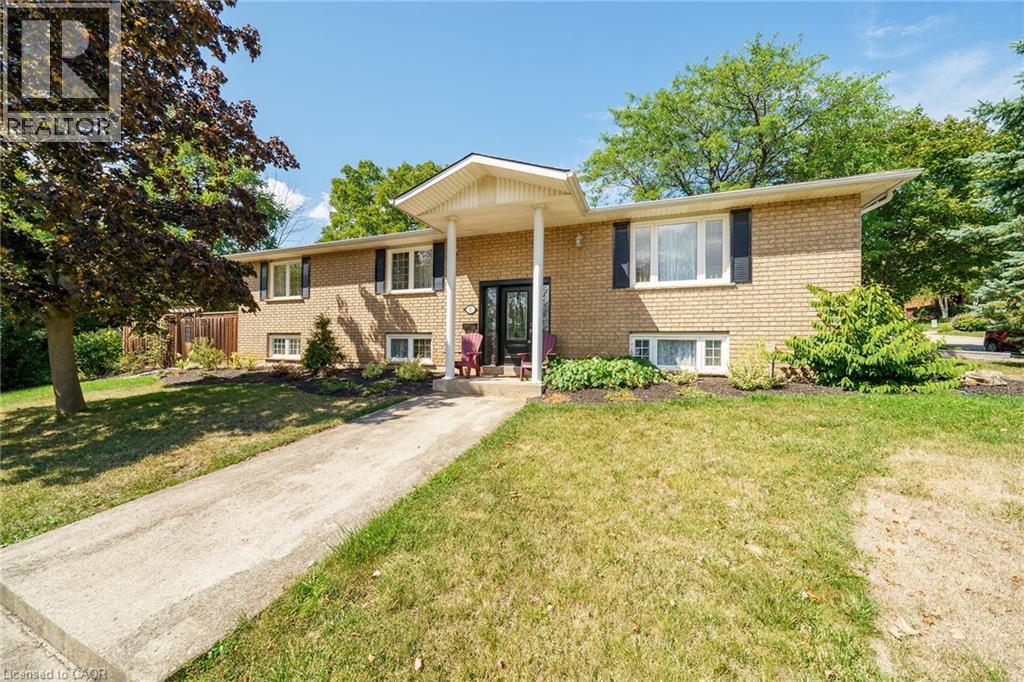 Property at 1 RENATA Court image 2