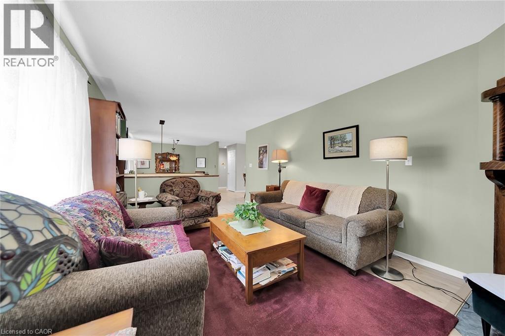 1 Renata Court, Dundas, Ontario  L9H 6X1 - Photo 10 - 40764667