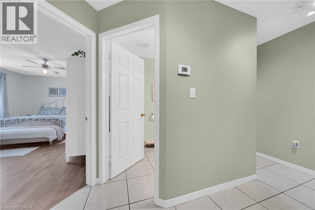 1 Renata Court, Dundas, Ontario  L9H 6X1 - Photo 20 - 40764667