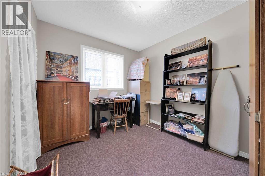 1 Renata Court, Dundas, Ontario  L9H 6X1 - Photo 25 - 40764667