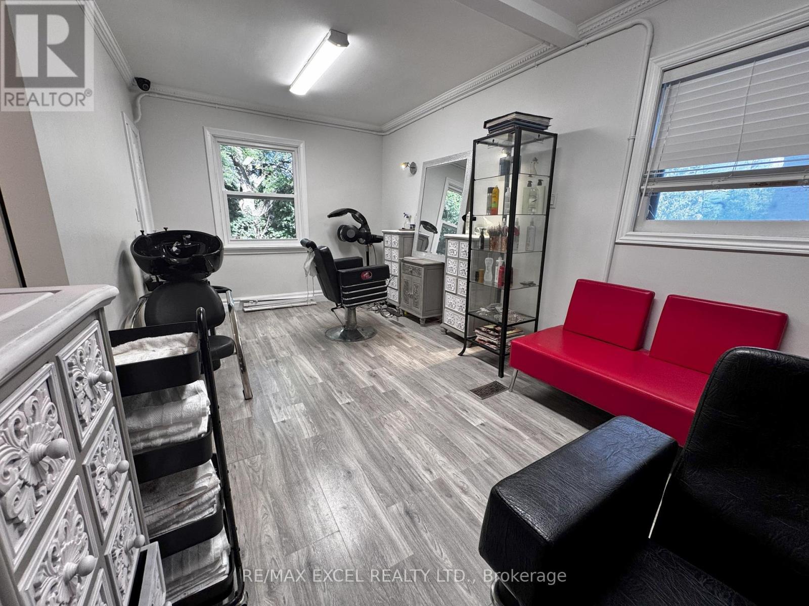 9961 Yonge Street, Richmond Hill, Ontario  L4C 1T9 - Photo 14 - N12374430