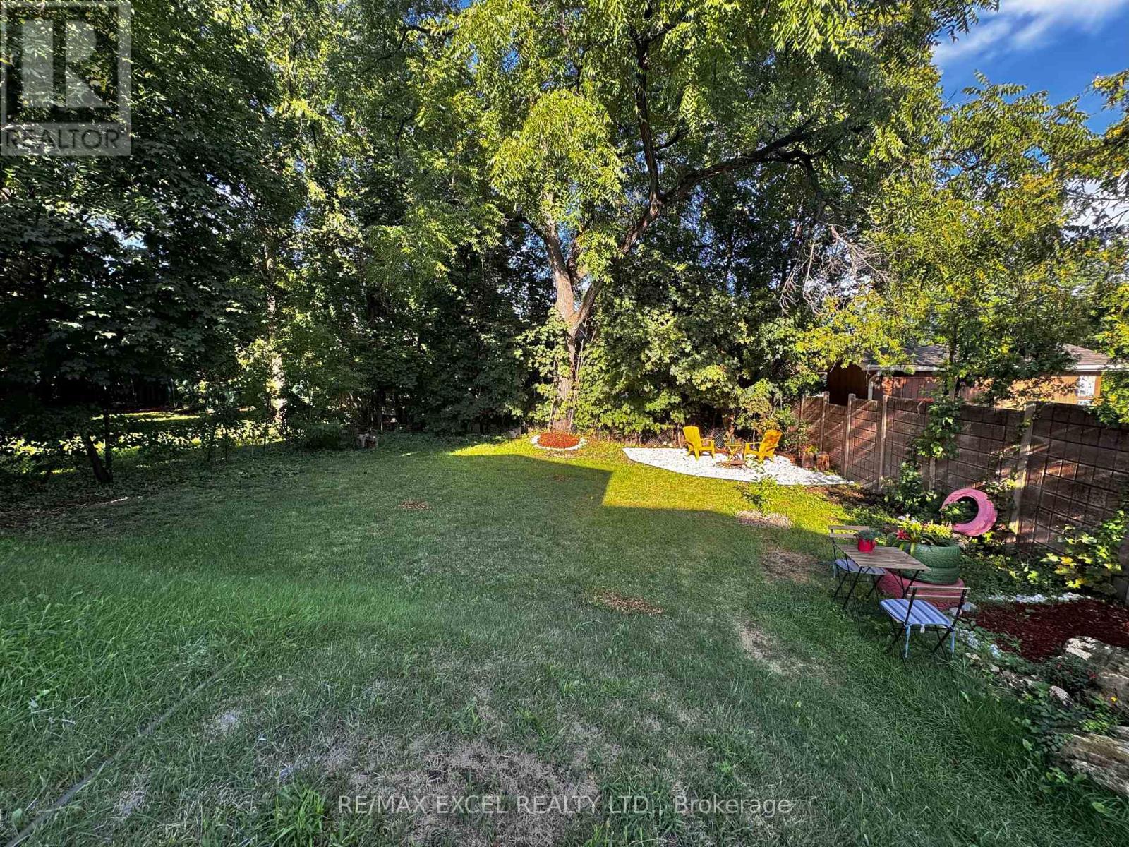 9961 Yonge Street, Richmond Hill, Ontario  L4C 1T9 - Photo 20 - N12374430