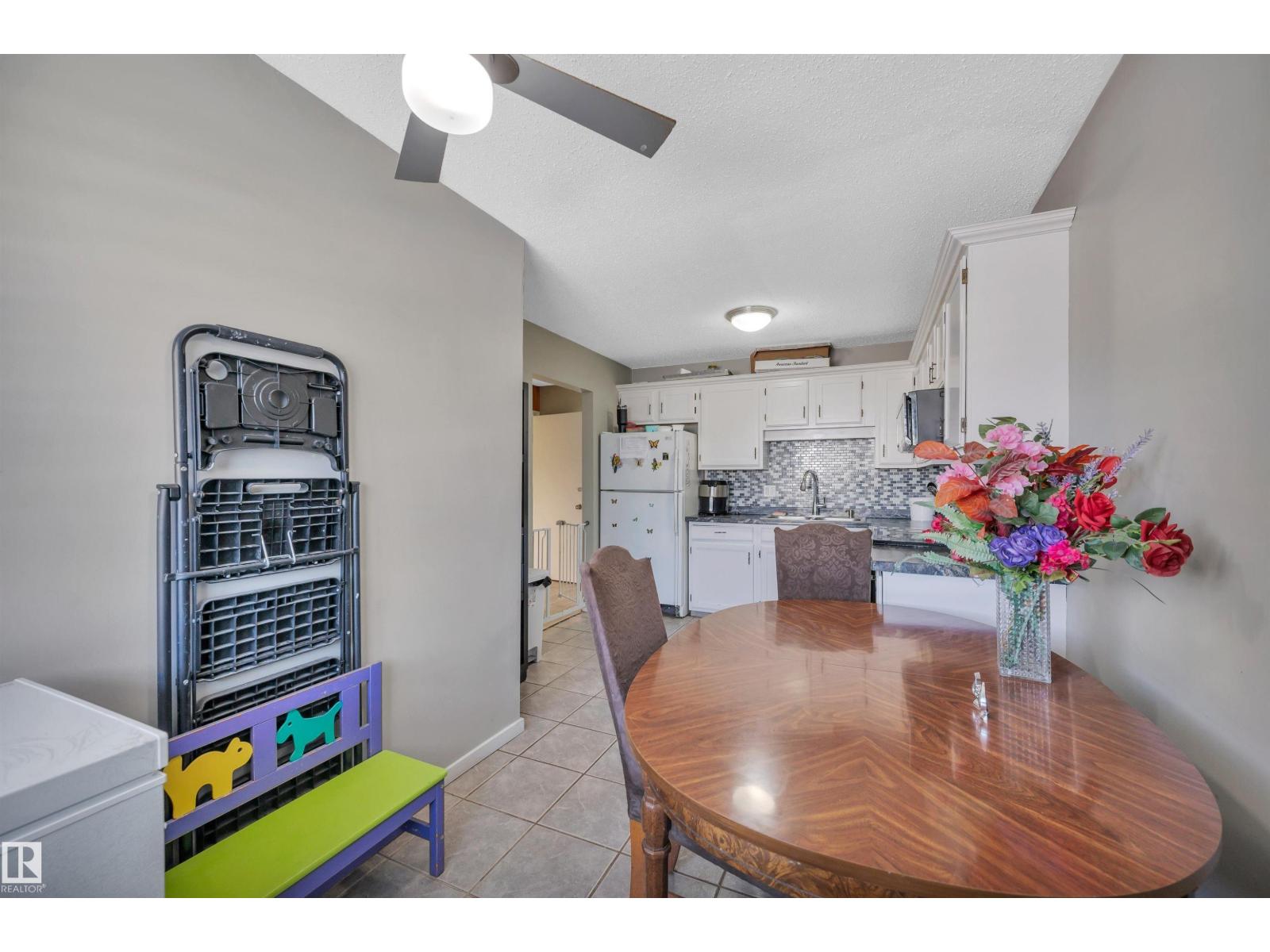 3011 139 Av Nw, Edmonton, Alberta  T5Y 1M1 - Photo 10 - E4455818