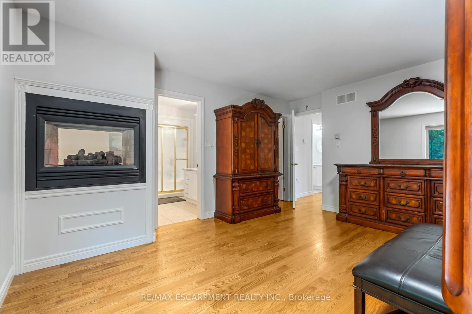 22 Shadeland Crescent, Hamilton (Stoney Creek), Ontario  L8G 4Y1 - Photo 30 - X12377283