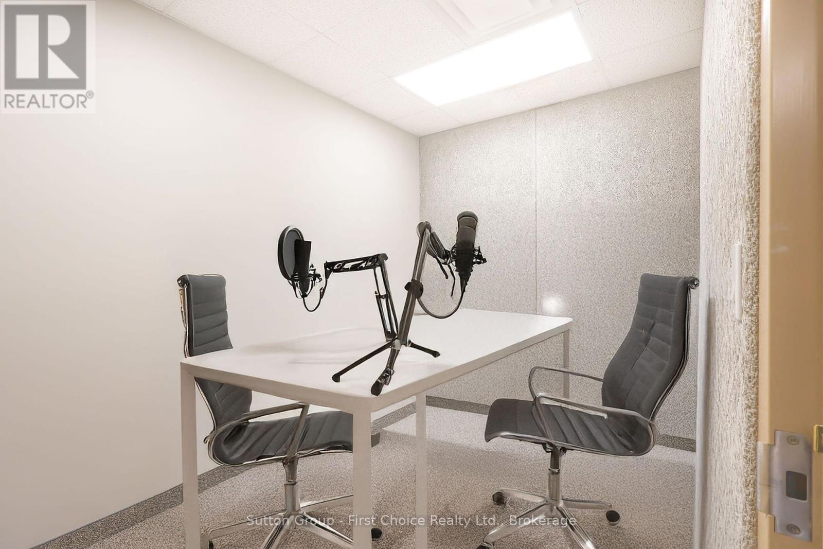 154 Downie Street, Stratford, Ontario  N5A 1X1 - Photo 12 - X12222858