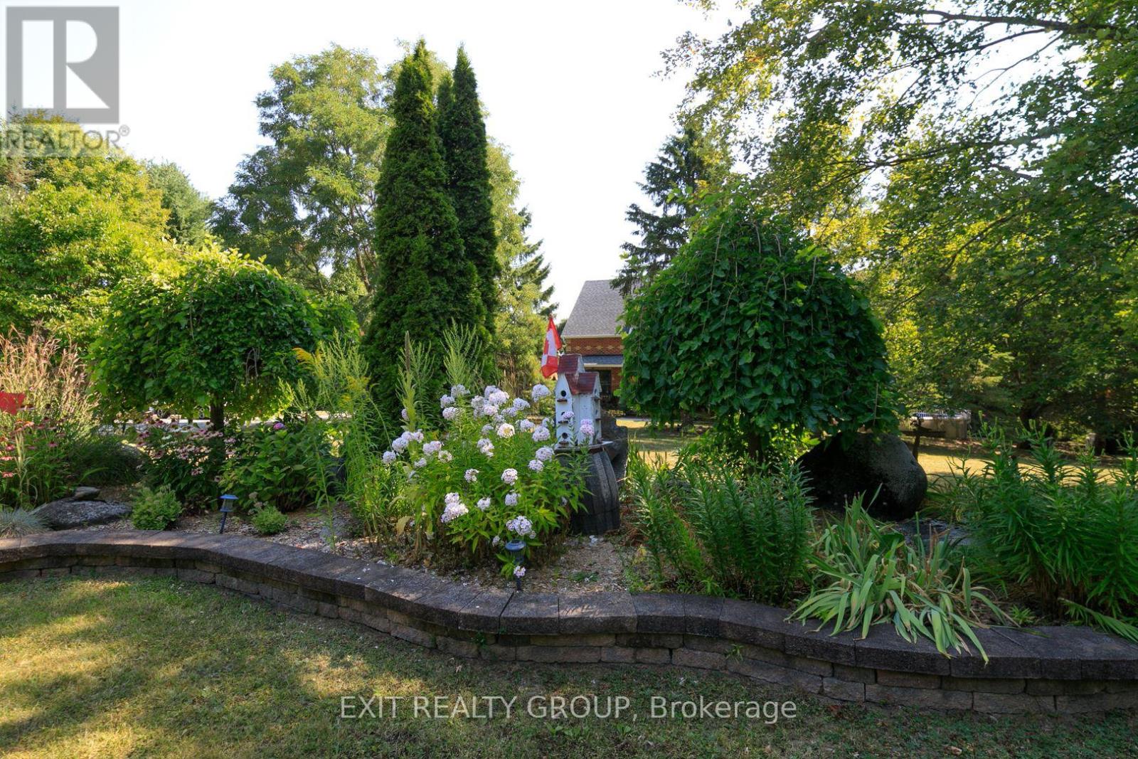 208 Glen Ross Road, Quinte West, Ontario  K0K 2C0 - Photo 2 - X12375311