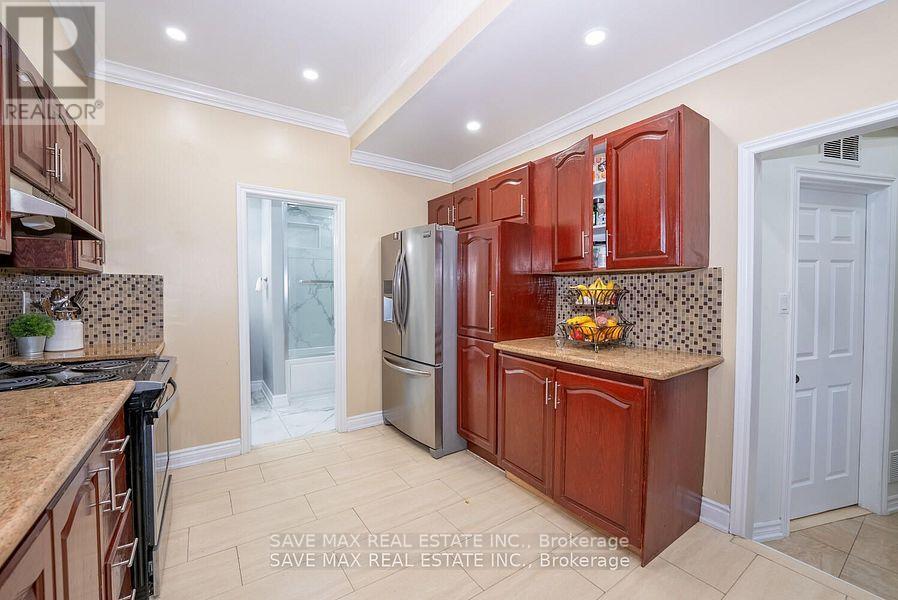 229 Rutherford Road N, Brampton, Ontario  L6V 2X7 - Photo 32 - W12371748