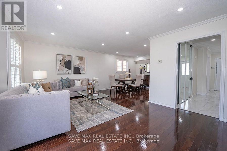 229 Rutherford Road N, Brampton, Ontario  L6V 2X7 - Photo 9 - W12371748