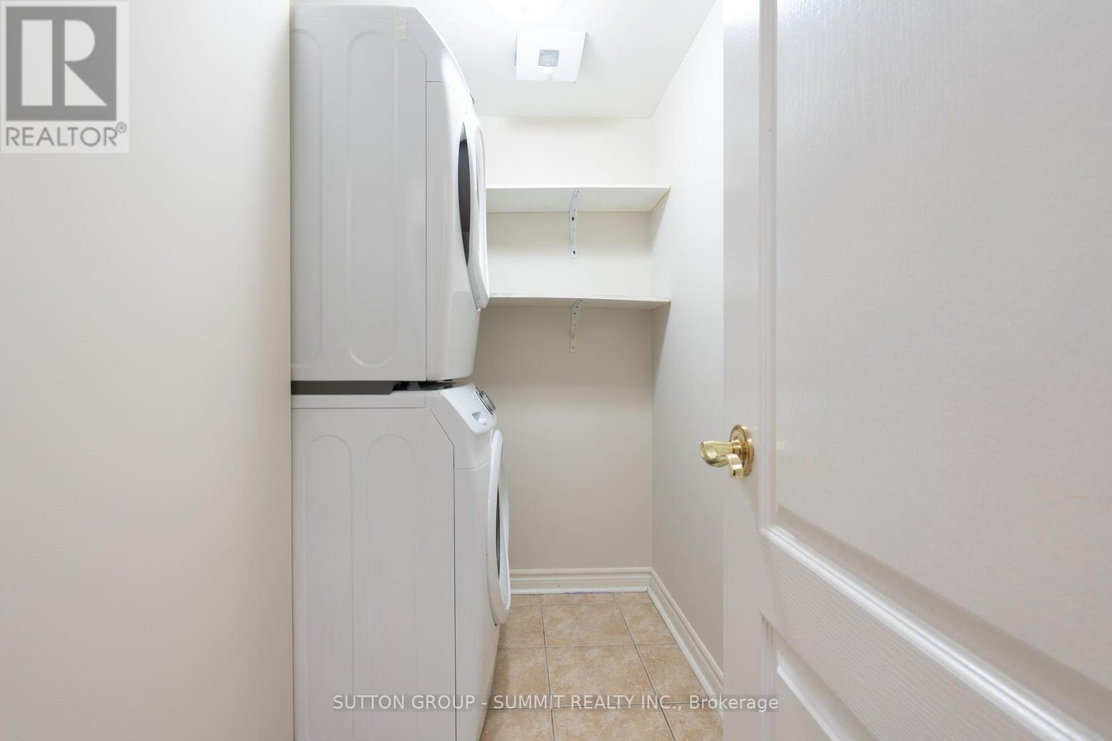 202 - 350 Princess Royal Drive S, Mississauga, Ontario  L5B 4N1 - Photo 14 - W12377614