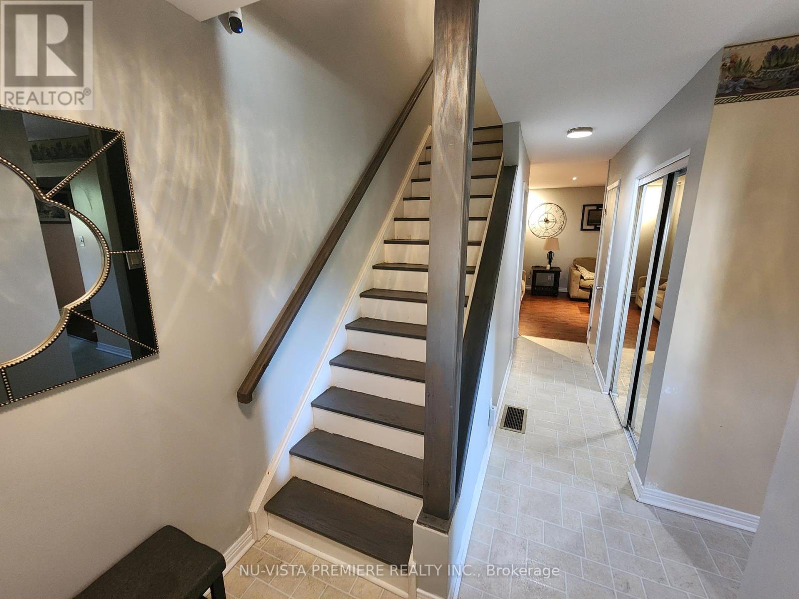 344 Homestead Court N, London North, Ontario  N6G 2E9 - Photo 6 - X12376276