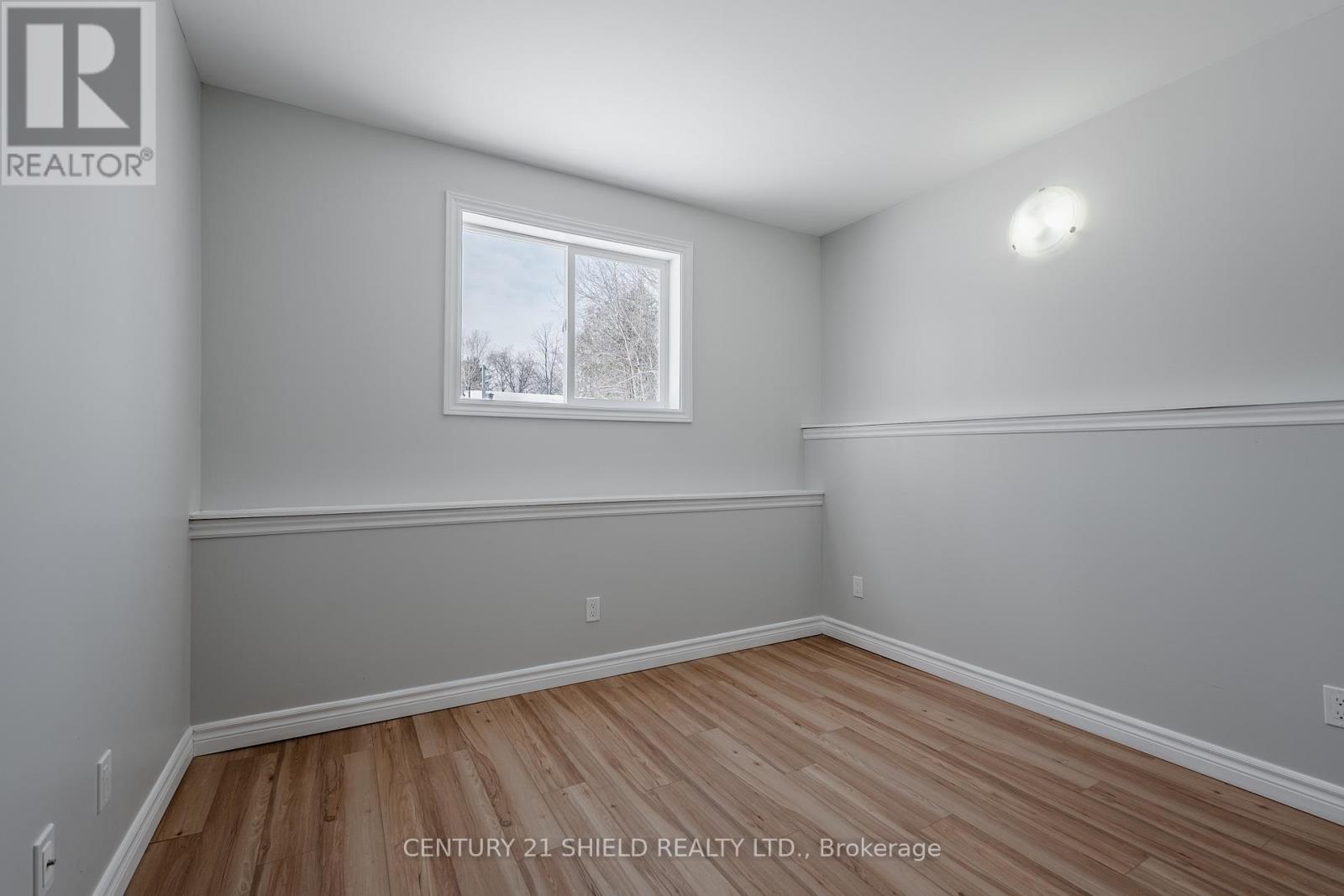 B - 11 William Street, North Stormont, Ontario  K0C 1K0 - Photo 19 - X12377745