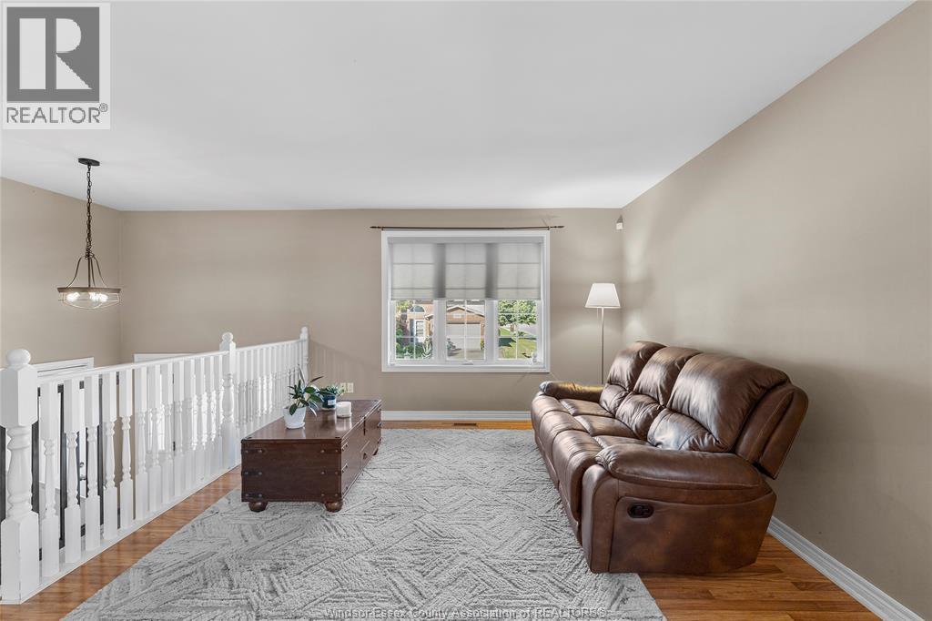 2204 Mckay Avenue, Windsor, Ontario  N9B 3W9 - Photo 8 - 25022258