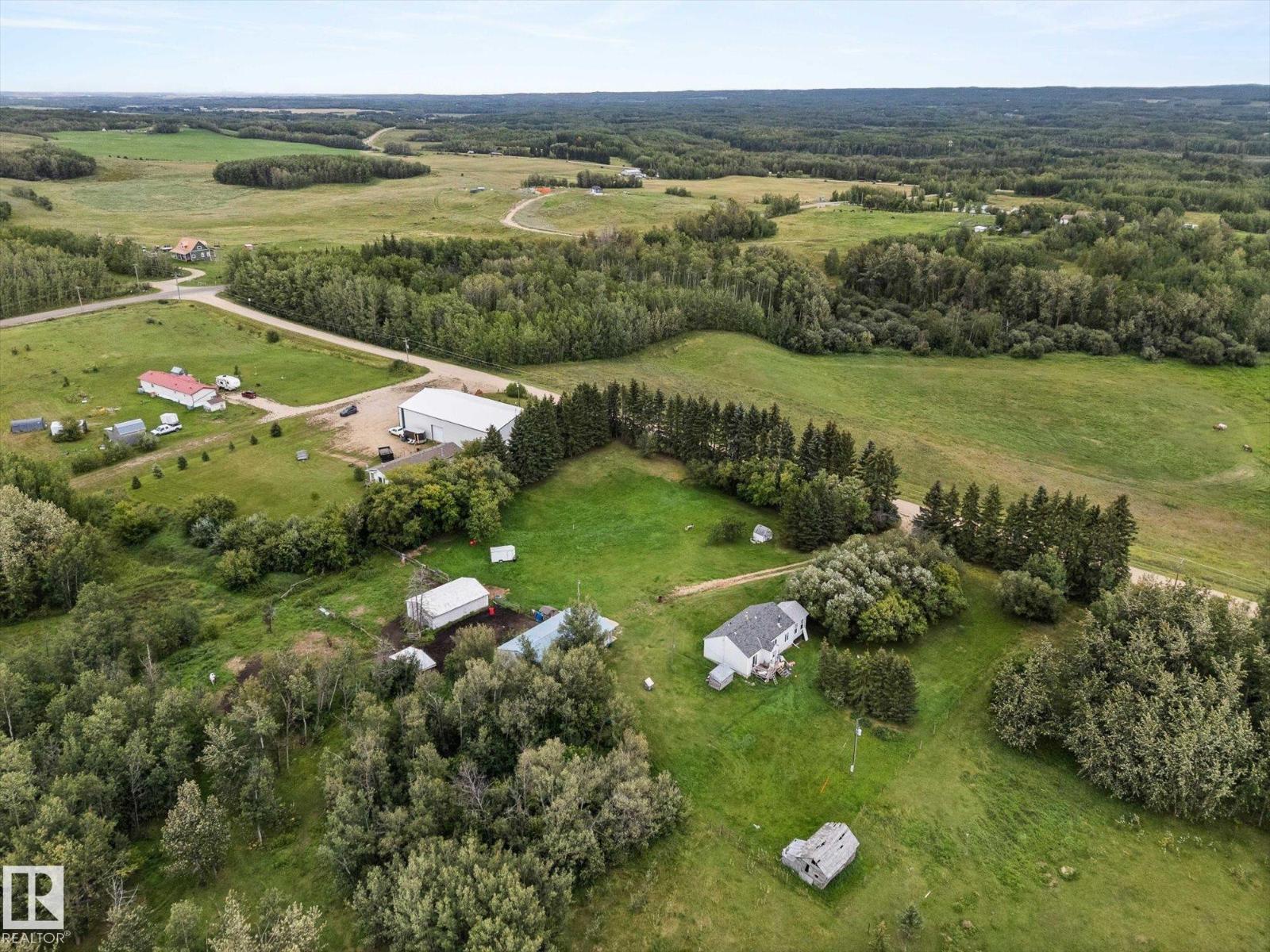 1308 Twp Road 552, Rural Lac Ste. Anne County, Alberta  T0E 1V0 - Photo 34 - E4455685