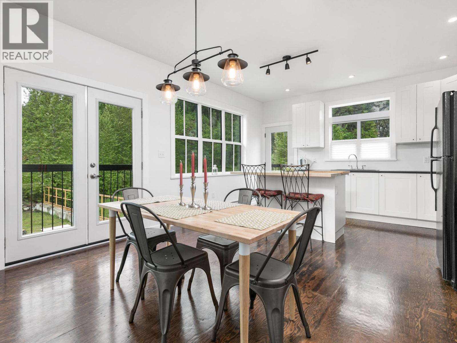 1926 Stonecutter Place, Pemberton, British Columbia  V0N 2L0 - Photo 12 - C8071809