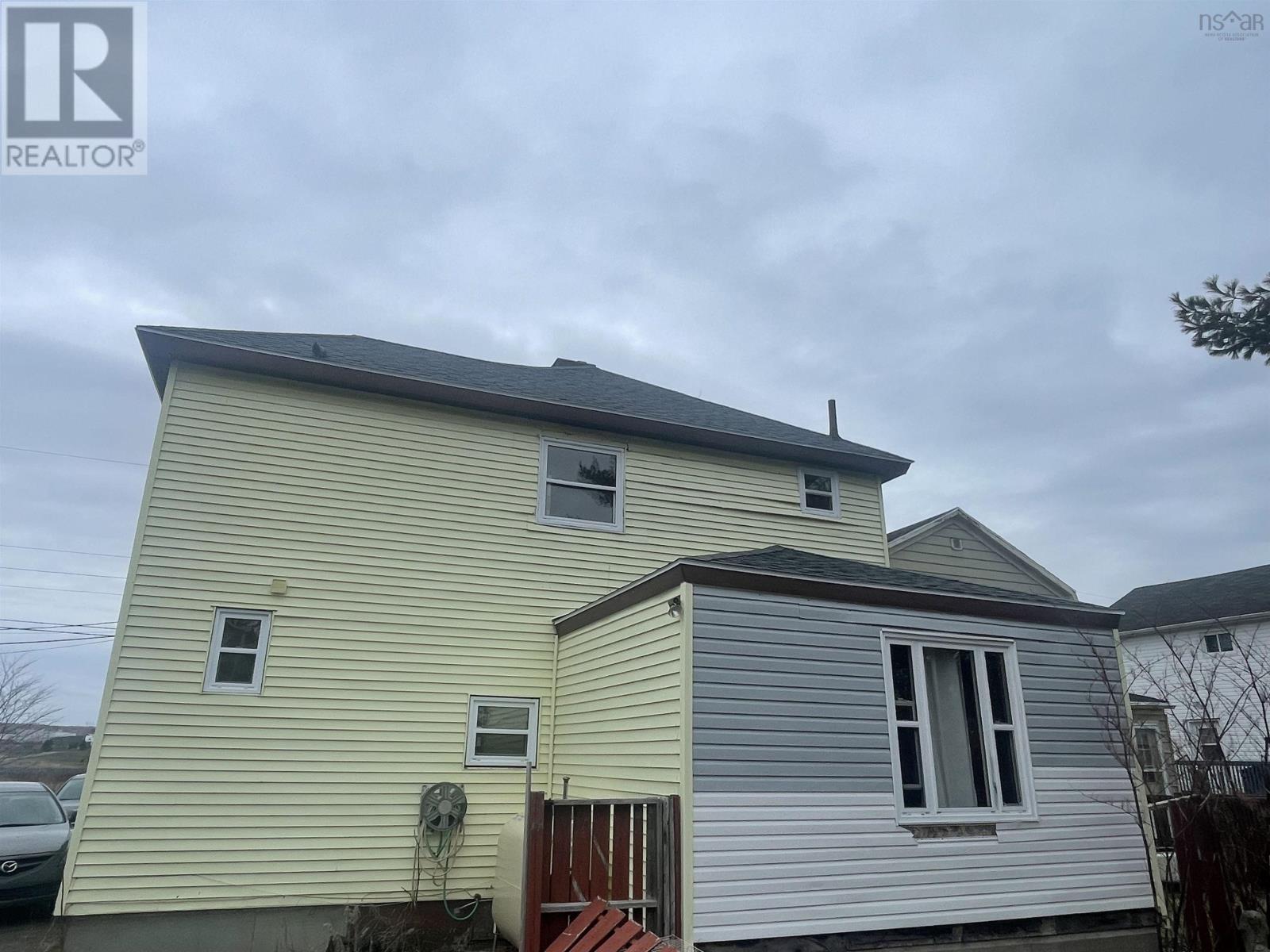 84 Intercolonial Street, Sydney, Nova Scotia  B1P 1S6 - Photo 4 - 202522260