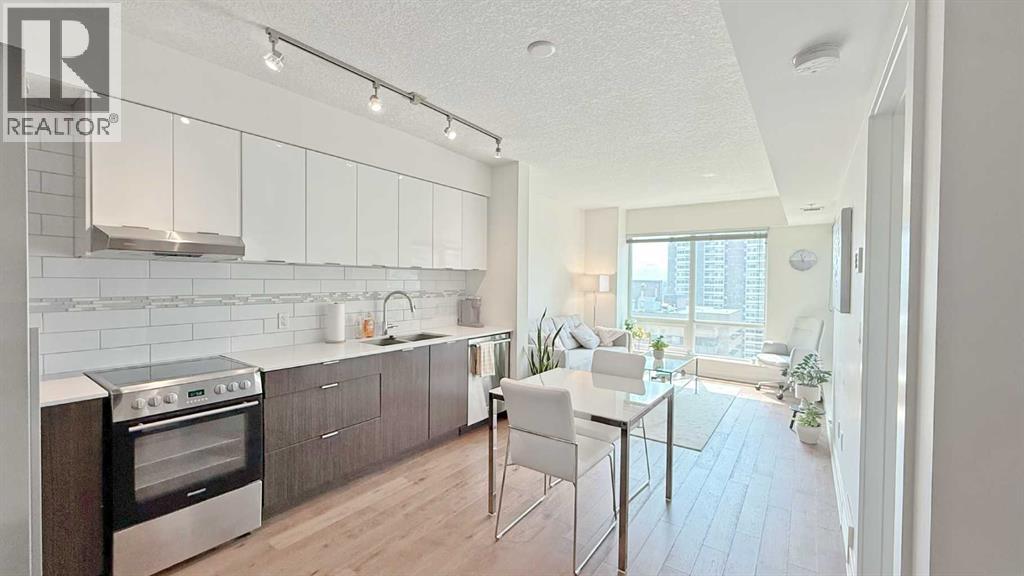 1909, 930 6 Avenue Sw, Calgary, Alberta  T2P 1J3 - Photo 3 - A2225678
