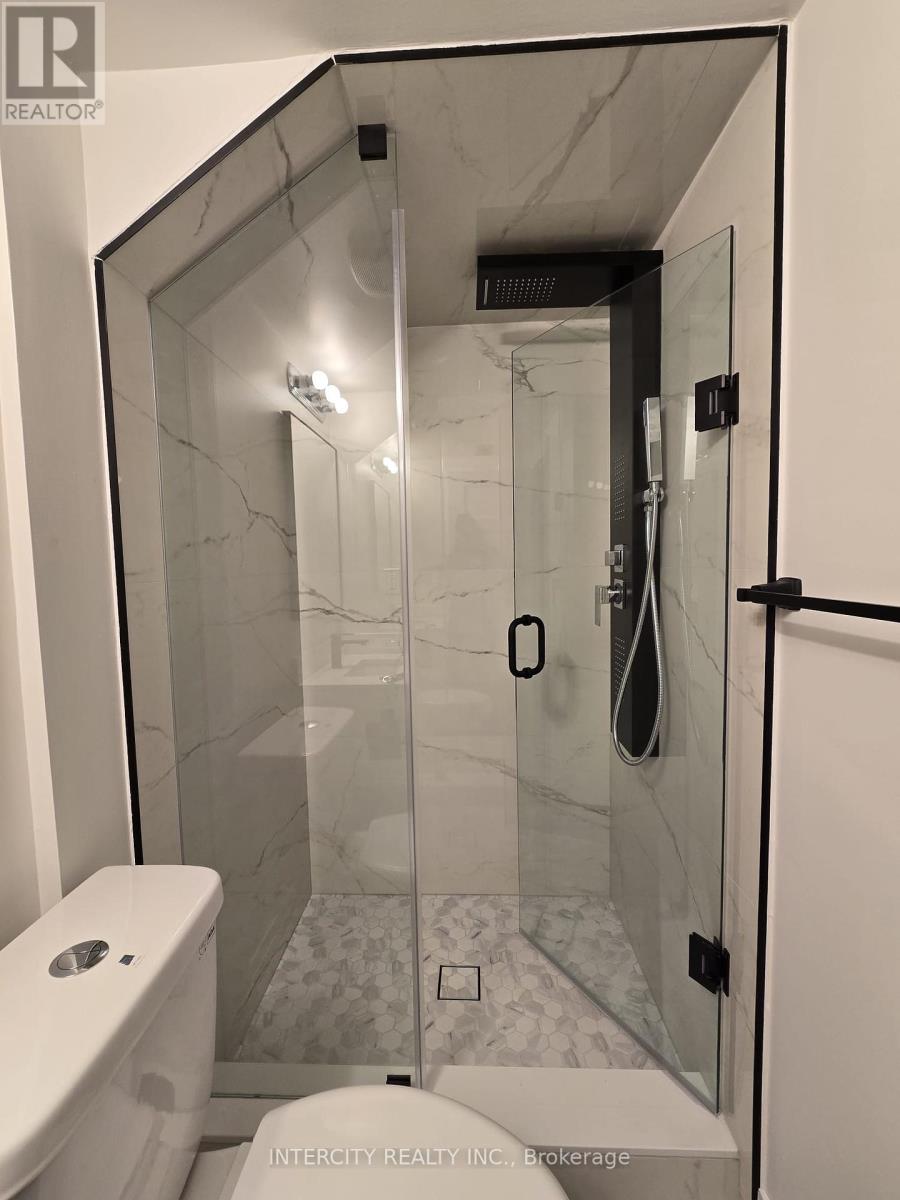 181 Forestwalk Street, Kitchener, Ontario  N2E 3Y2 - Photo 6 - X12377579