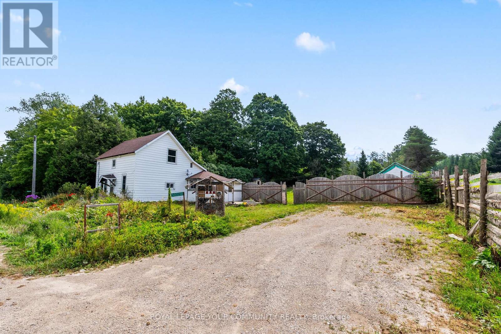 500218 Grey Road 12, West Grey, Ontario  N0C 1H0 - Photo 3 - X12377618