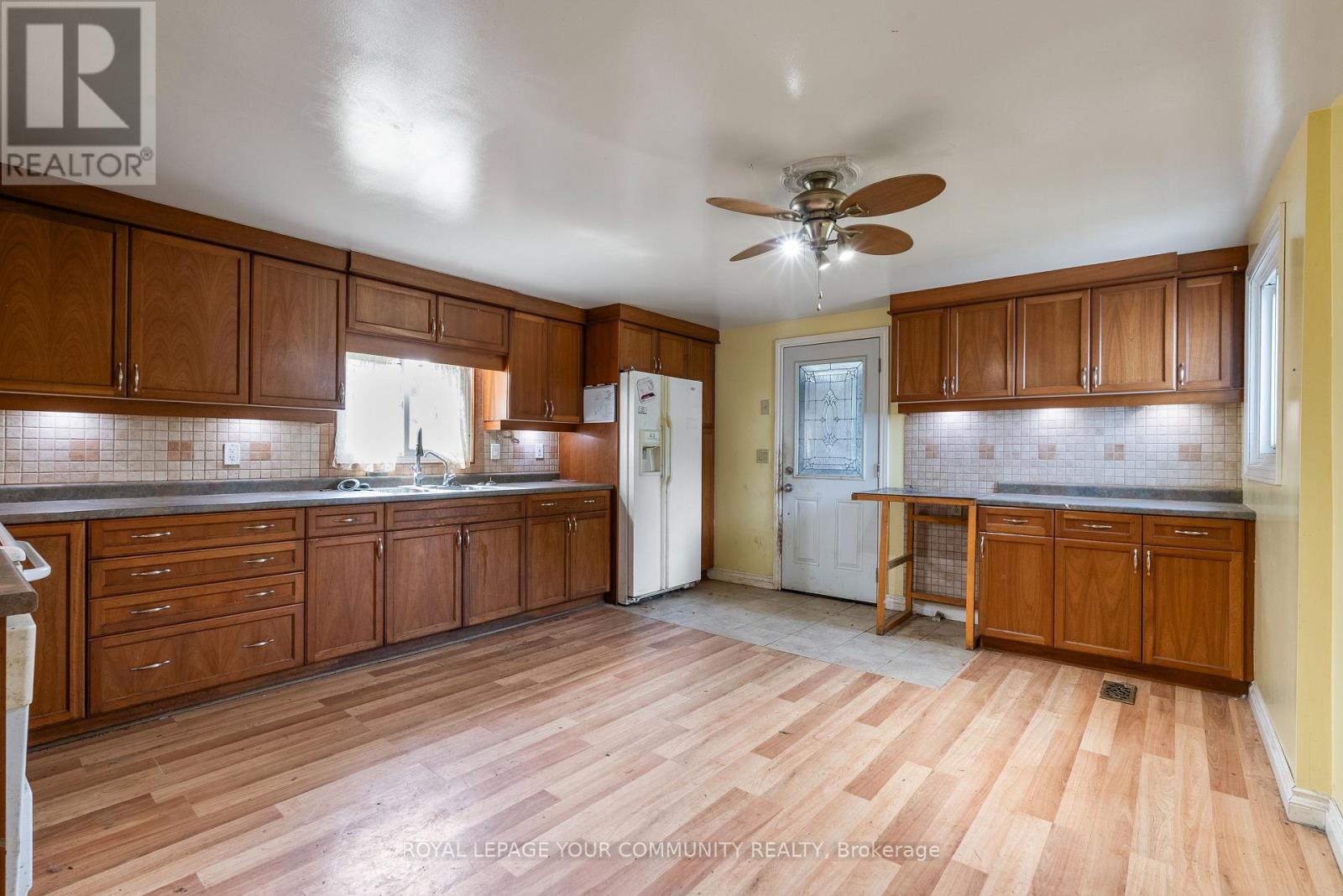 500218 Grey Road 12, West Grey, Ontario  N0C 1H0 - Photo 6 - X12377618