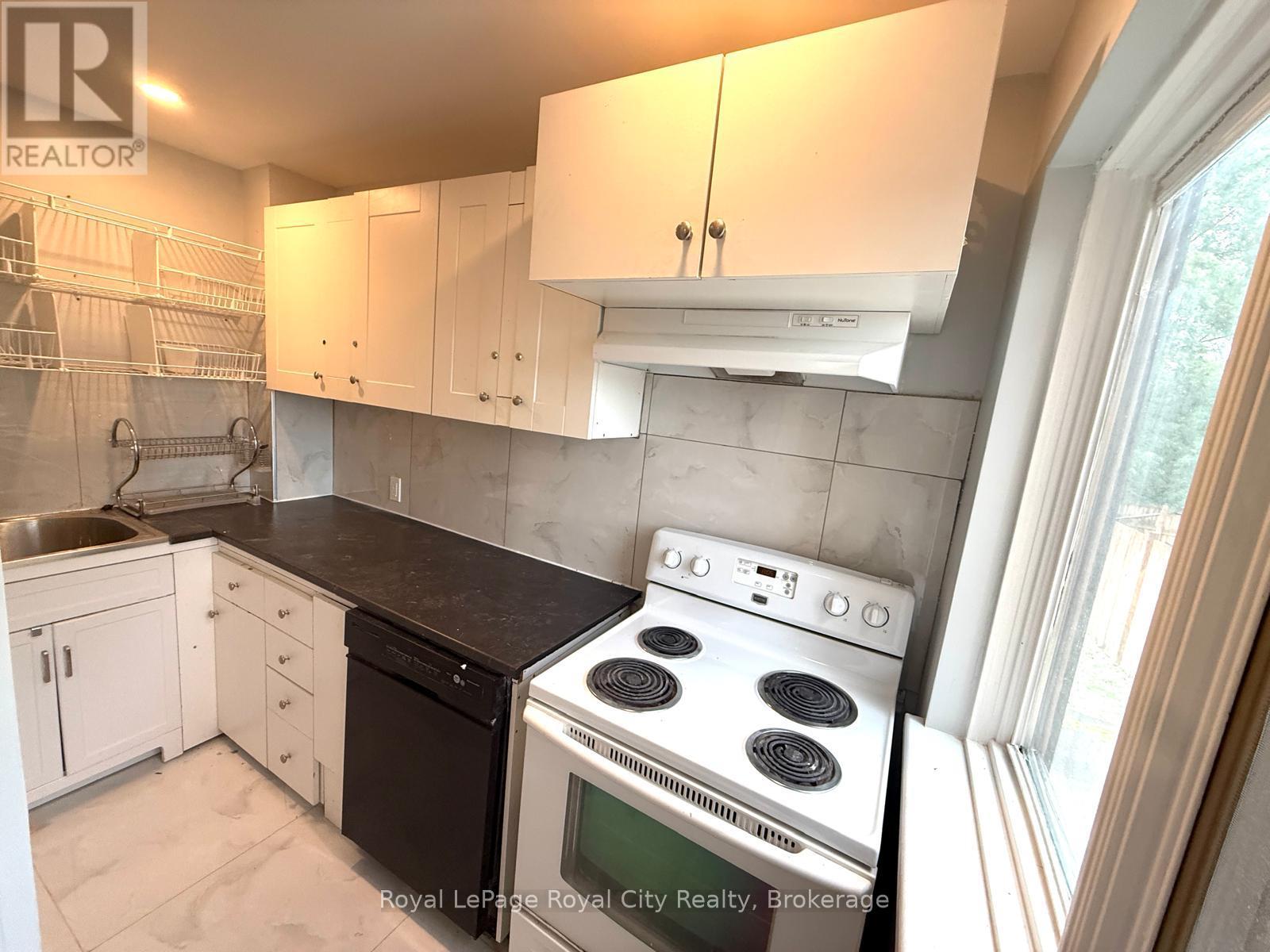 Unit B - 132 Main Street S, Guelph/eramosa, Ontario  N0B 2K0 - Photo 18 - X12240834
