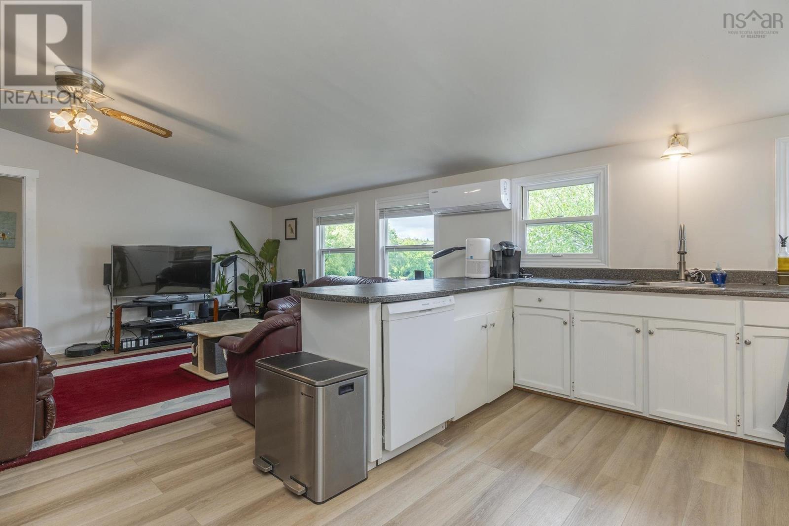 359 Waverley Road, Dartmouth, Nova Scotia  B2X 2E5 - Photo 37 - 202522264