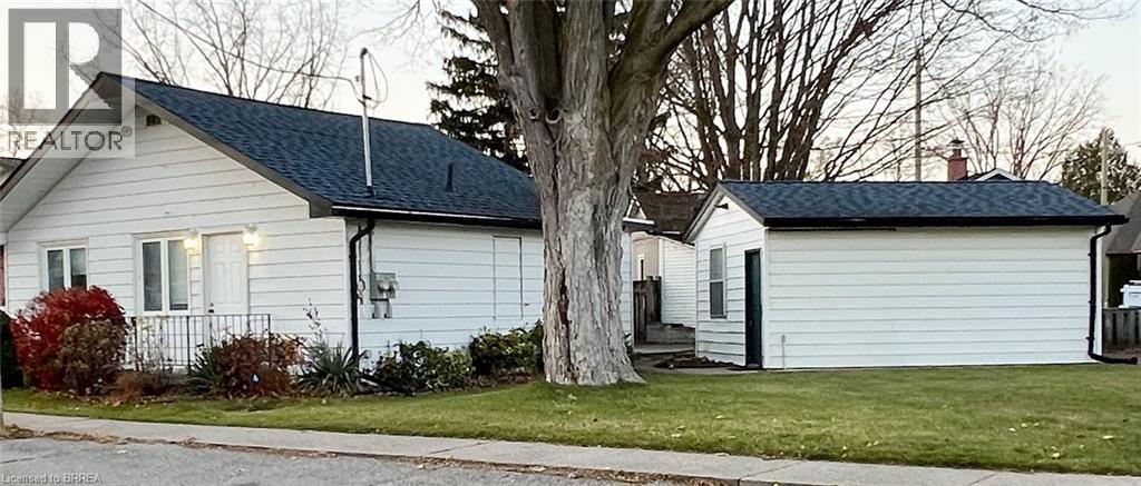 19 - B Creeden Street, Innerkip, Woodstock  by Ask Marius Real Estate 19 - B Creeden Street, Innerkip, Woodstock