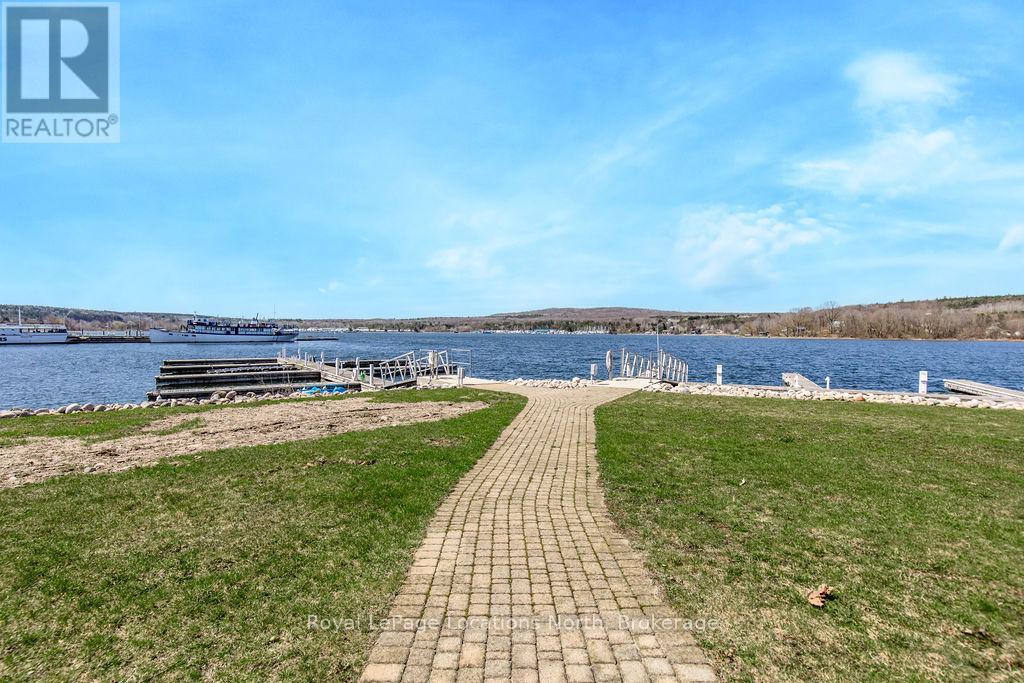 6 - 4 Beck Boulevard, Penetanguishene, Ontario  L9M 2H3 - Photo 38 - S12377963