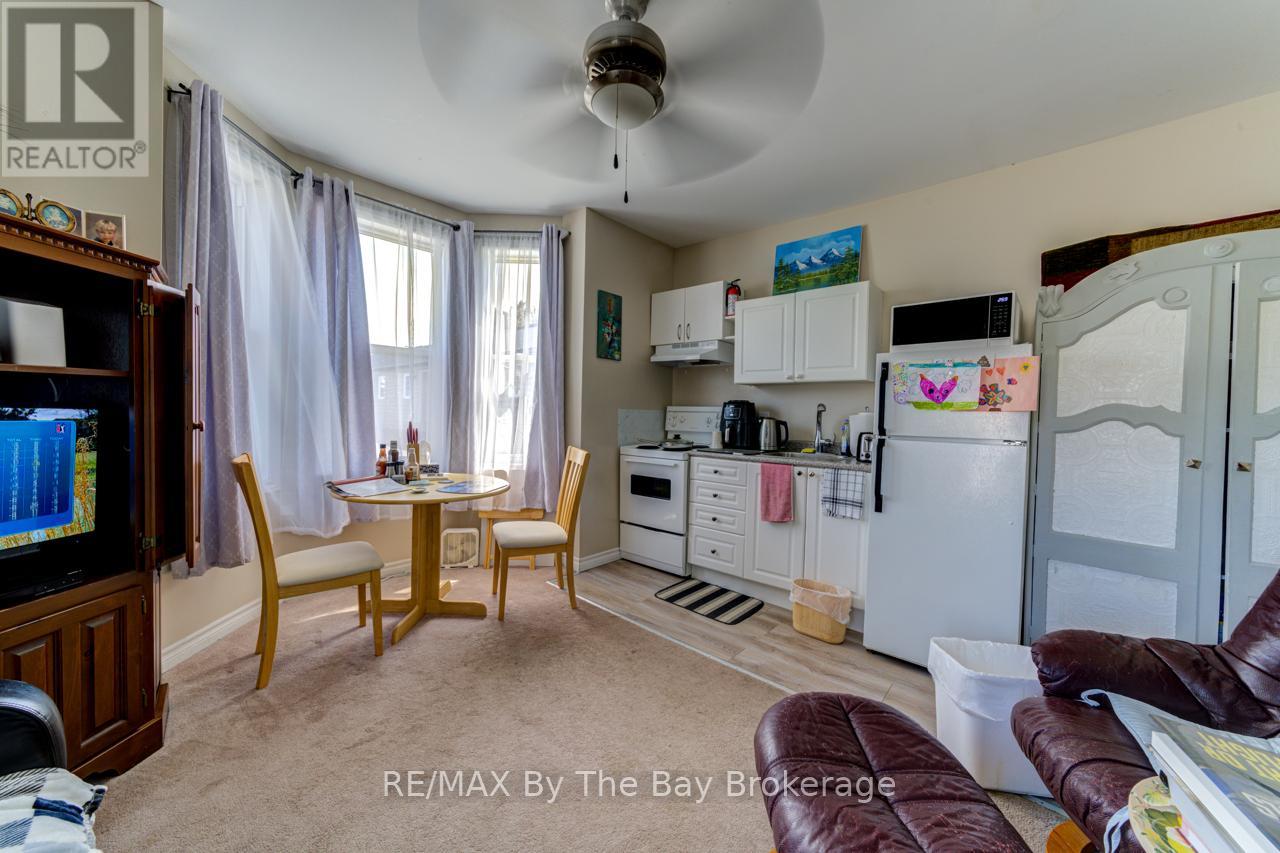 8 Yonge Street N, Springwater, Ontario  L0L 1P0 - Photo 4 - S12377965