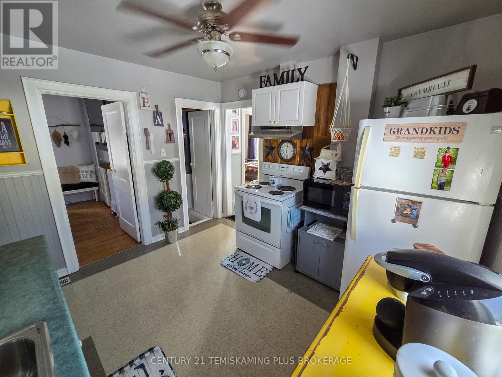 40 Taylor Avenue, Kirkland Lake, Ontario  P2N 2L1 - Photo 4 - T12377850