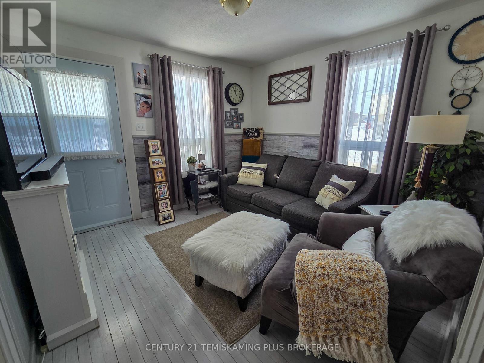 40 Taylor Avenue, Kirkland Lake, Ontario  P2N 2L1 - Photo 5 - T12377850