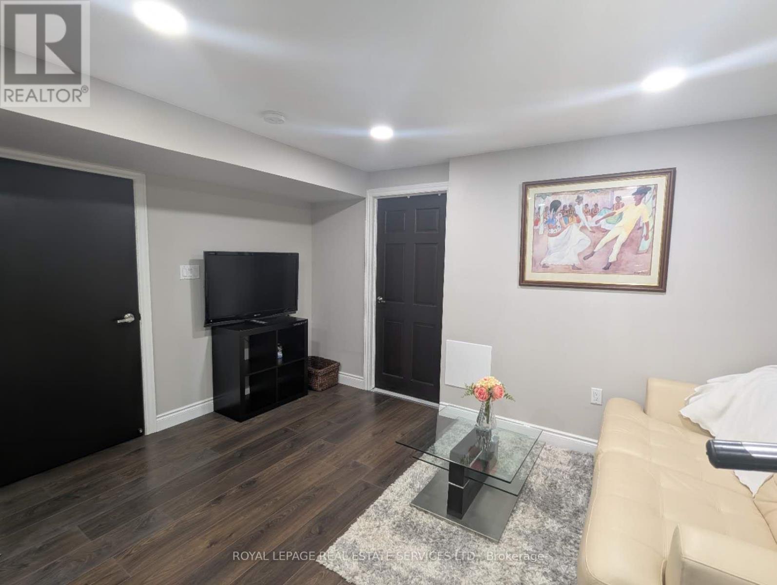 Basement - 6057 Leeside Crescent, Mississauga, Ontario  L5M 5K6 - Photo 5 - W12377653