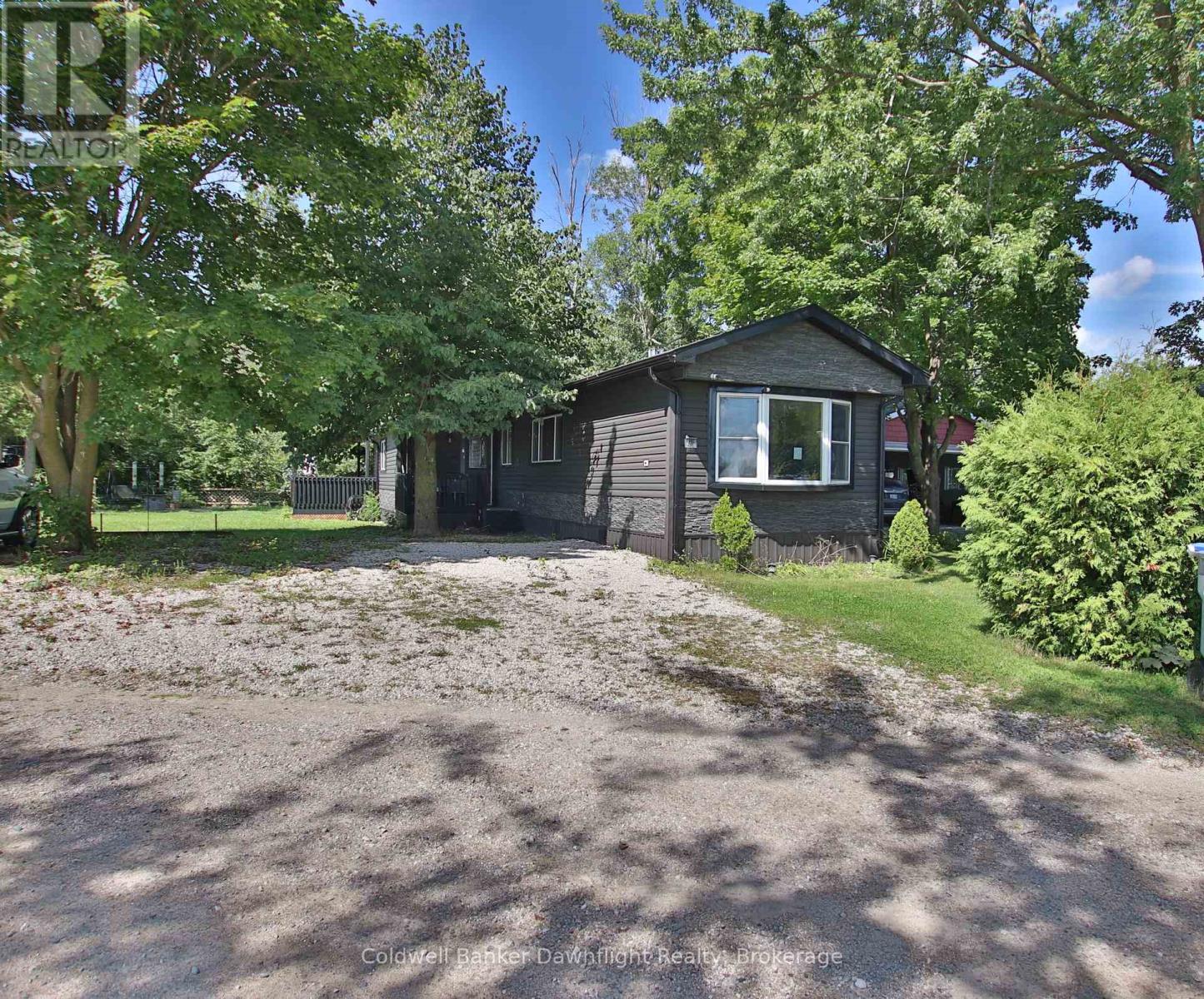 7 First Ave - 75049 Hensall Road, Huron East (Tuckersmith), Ontario  N0K 1W0 - Photo 1 - X12377874