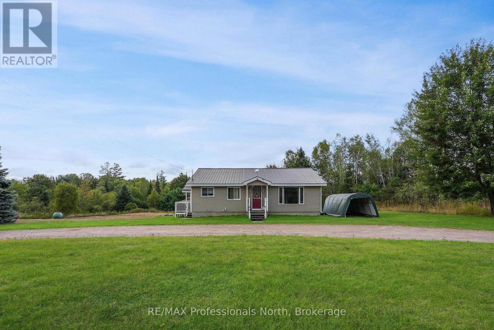 4072 Gelert Road, Minden Hills, Ontario  K0M 2K0 - Photo 4 - X12377894
