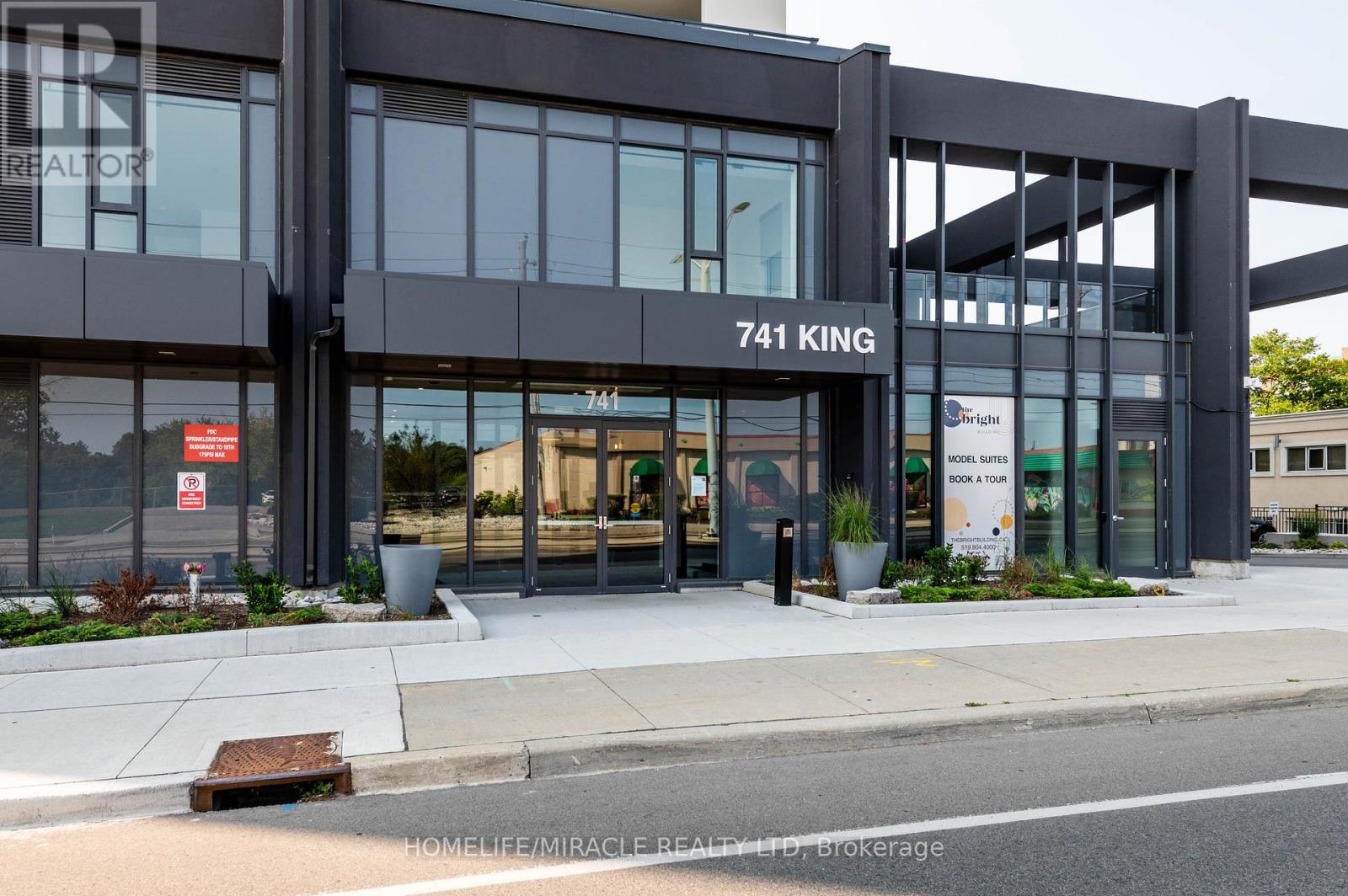 401 - 741 King Street W, Kitchener, Ontario  N2G 0E9 - Photo 17 - X12376936