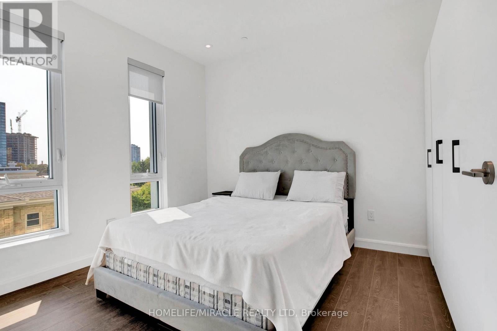 401 - 741 King Street W, Kitchener, Ontario  N2G 0E9 - Photo 8 - X12376936